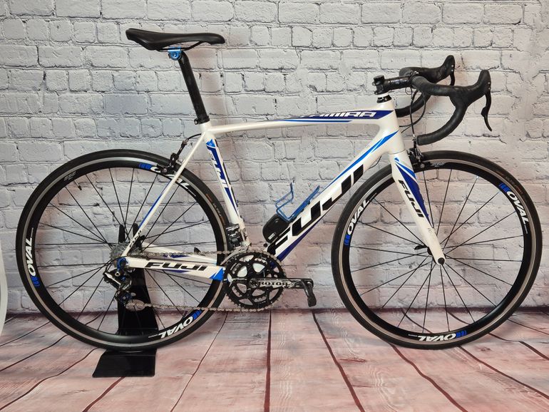 Used Fuji Altamira Campagnolo Athena EPS 2014 Road & Gravel, Weiß — image 1 of 7