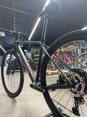 Used Orbea Terra Shimano CUES 2026 Road & Gravel, Black — image 2 of 5
