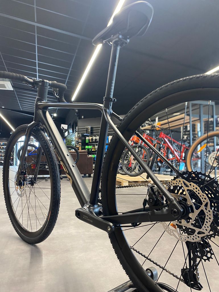 Used Orbea Terra Shimano CUES 2026 Road & Gravel, Black — image 2 of 5