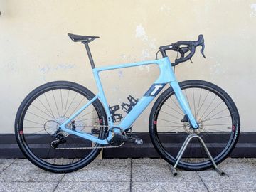 Käytetty 3T Exploro Ultra (Campagnolo Ekar) 2024 Road & Gravel
