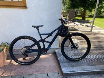 Orbea OCCAM H20 2021 2021 Mountainbike usato, Nero — immagine 1 di 6