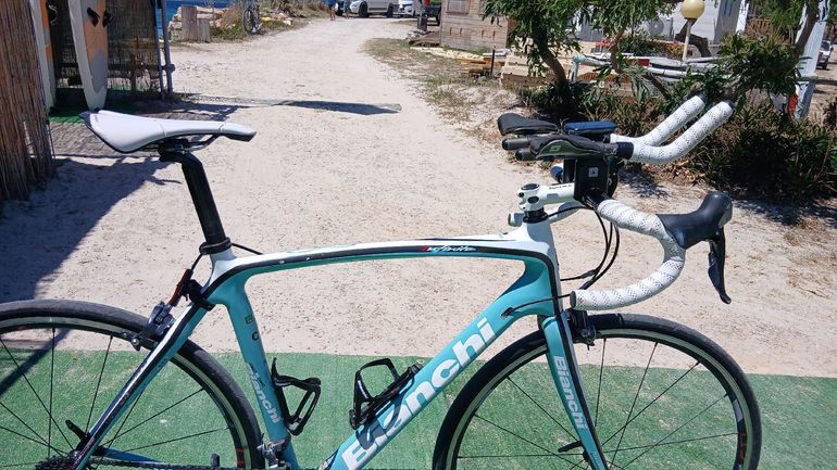 Used Bianchi Infinito Shimano 105 2013 Road & Gravel — image 6 of 8