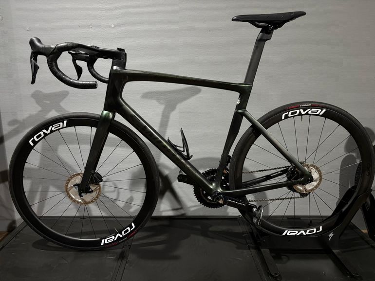 Used Specialized S-Works Tarmac SL7 - Dura Ace Di2 2021 2021 Road & Gravel — image 2 of 8