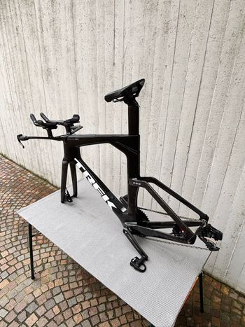 Used Trek Speed Concept SLR 8 AXS 2025 2025 Road & Gravel, Black — image 5 of 7