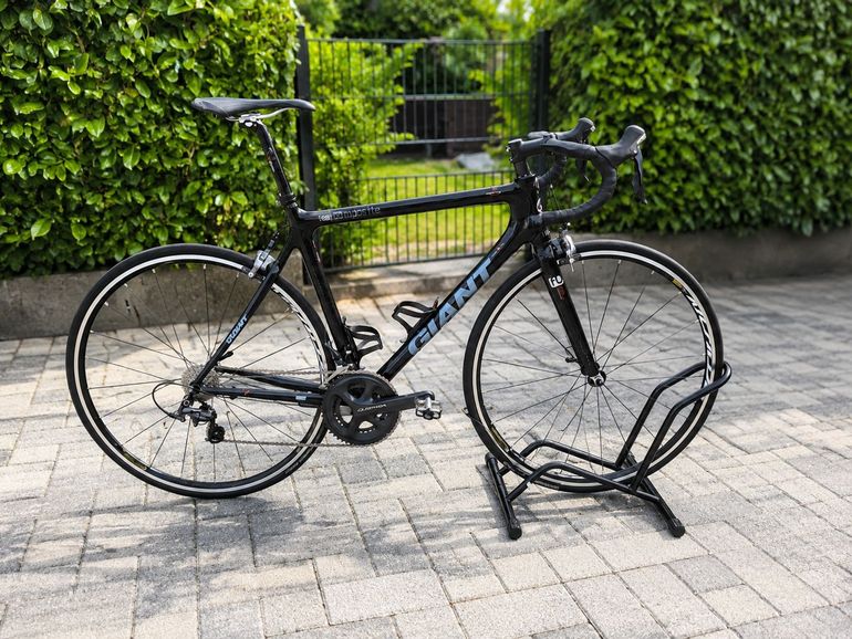 Used Giant Giant TRC Composite Carbon Shimano Ultegra 2016 Road & Gravel — image 1 of 5