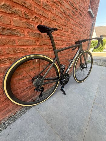 Used Specialized S-Works Tarmac SL7 - Shimano Dura-Ace Di2 2022 2022 Road & Gravel — image 2 of 3