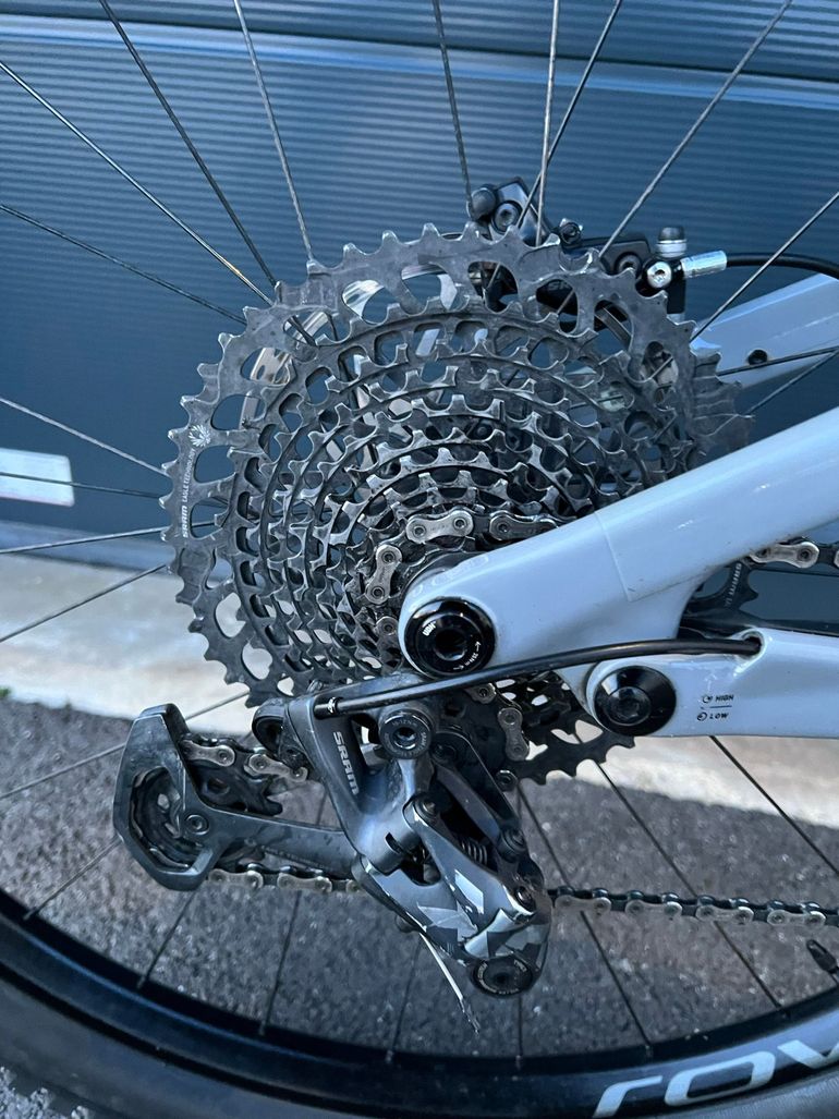 Used Specialized Turbo kenevo SRAM X01 Eagle 2022 Mountainbike — image 3 of 8