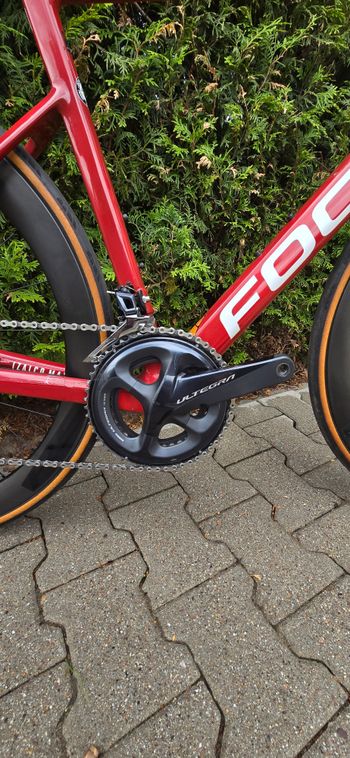 Used Focus IZALCO MAX 8.8 2021 2021 Road & Gravel, Red — image 2 of 8
