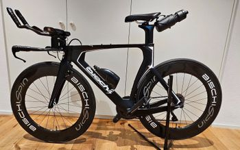 Used Canyon Aeroad CF SLX 8 Di2 – Gr. M – Modell 2026 -Powermeter Canyon Aeroad CF SLX 8 Di2 – Gr. M – Modell 2026 -Powermeter Custom Shimano Ultegra Di2 2024 Road & Gravel
