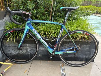 Used Bianchi Oltre Shimano Ultegra Di2 2013 Road & Gravel — image 2 of 6
