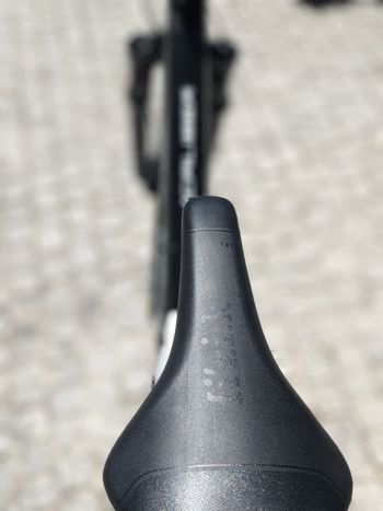 Used Trek Supercaliber 9.7 2021 2021 Mountainbike, Black — image 6 of 15