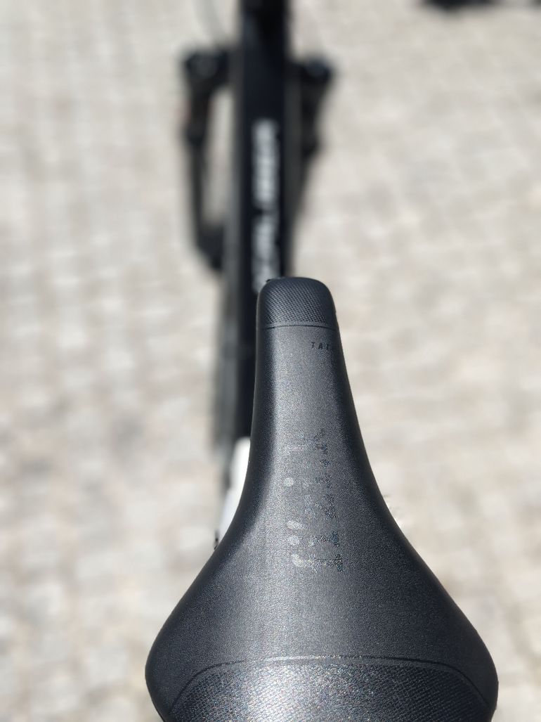 Used Trek Supercaliber 9.7 2021 2021 Mountainbike, Black — image 6 of 15