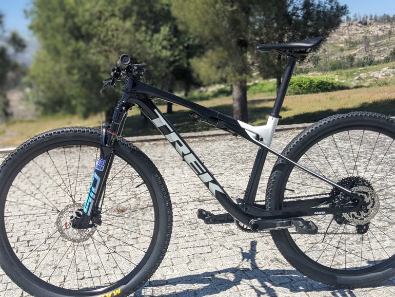 Used Trek Supercaliber 9.7 2021 2021 Mountainbike, Black — image 1 of 15