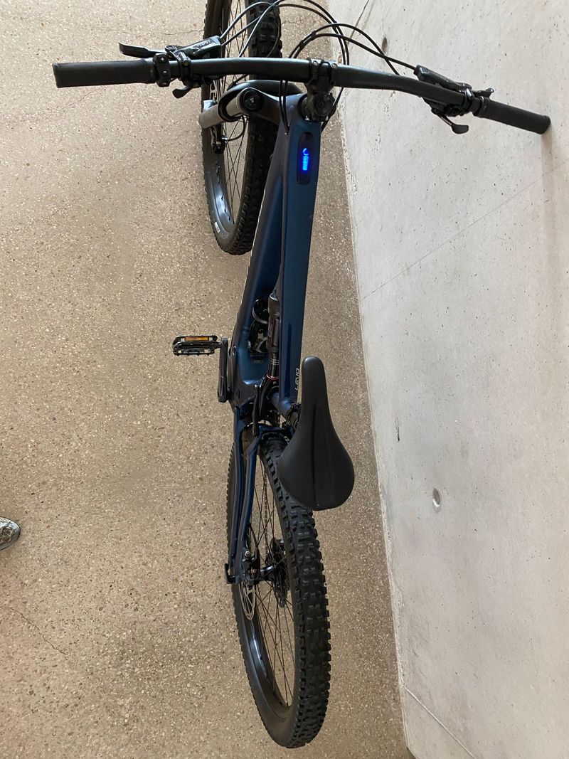 Używany Specialized Turbo Levo 2021 2021 Mountainbike — zdjęcie 8 z 11