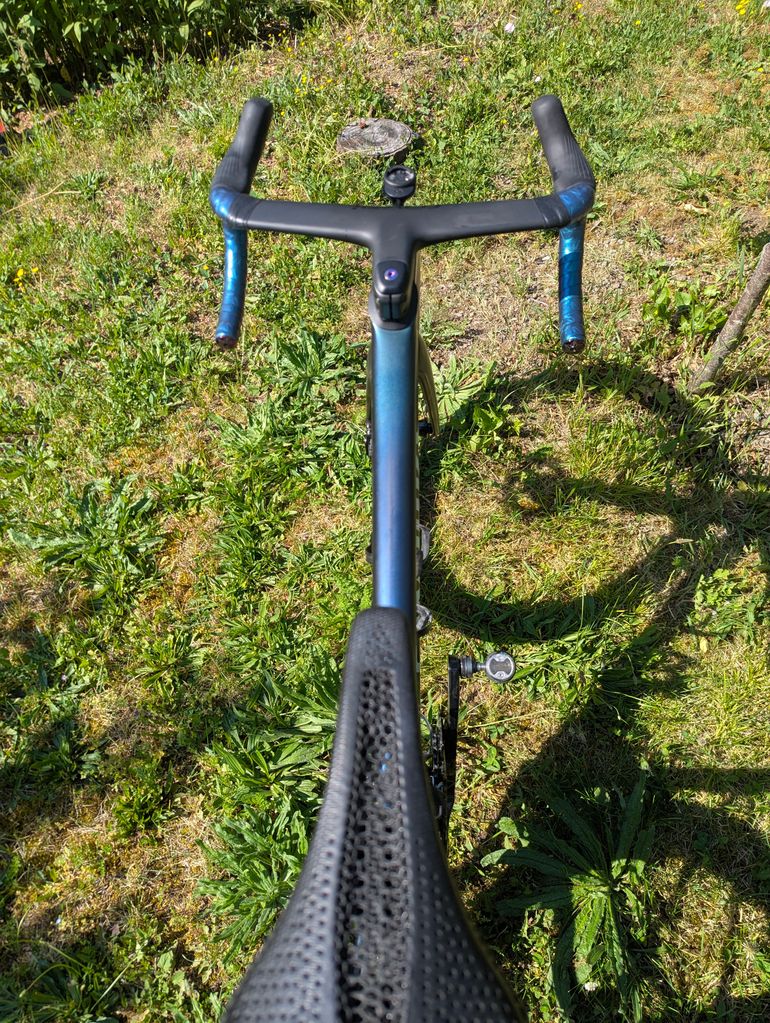 Used Specialized Tarmac Shimano Dura Ace Di2 2024 Road & Gravel — image 4 of 5