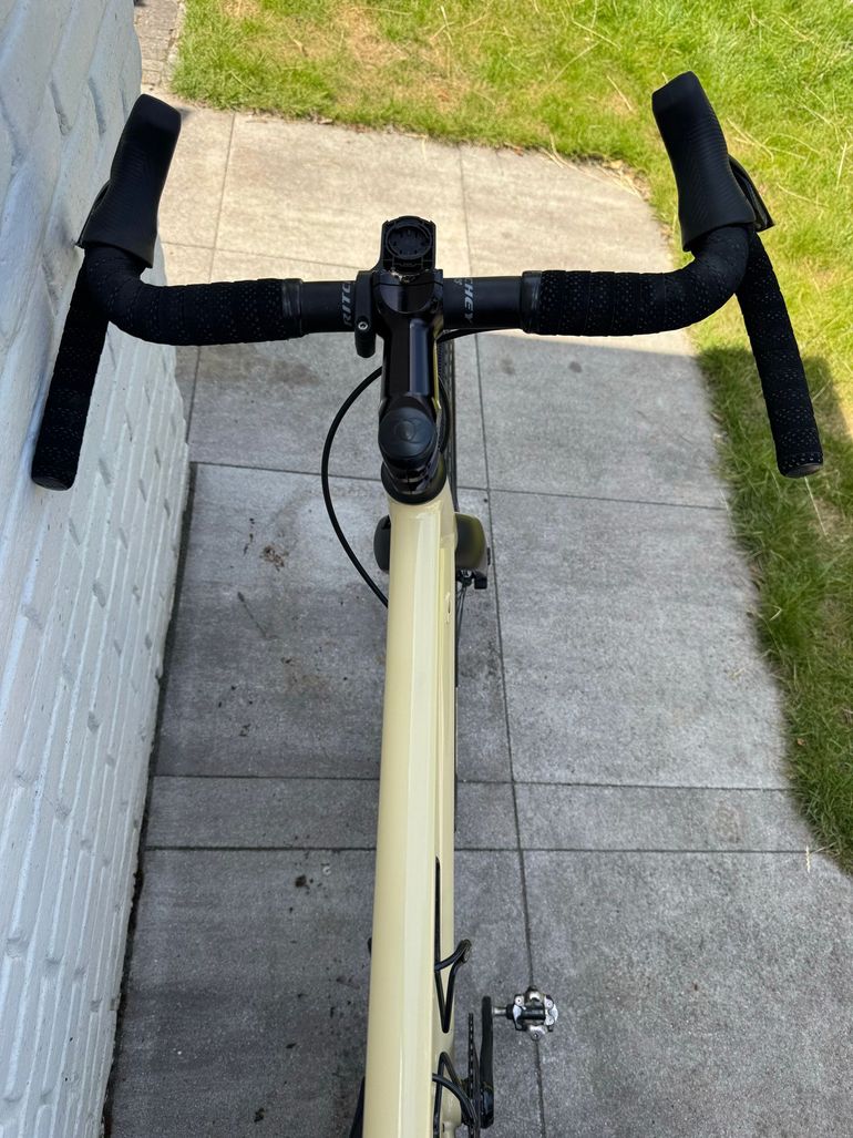 Used 8 Bar Mitte SRAM Rival eTap AXS 2023 Road & Gravel, White — image 11 of 12