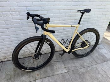 Used 8 Bar Mitte SRAM Rival eTap AXS 2023 Road & Gravel