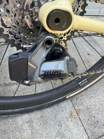 Used 8 Bar Mitte SRAM Rival eTap AXS 2023 Road & Gravel, White — image 8 of 12