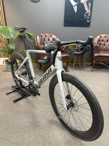 Used Sensa Giulia Shimano 105 Di2 2025 Road & Gravel, Light Gray — image 2 of 4