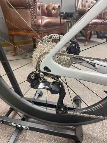 Used Sensa Giulia Shimano 105 Di2 2025 Road & Gravel, Light Gray — image 4 of 4