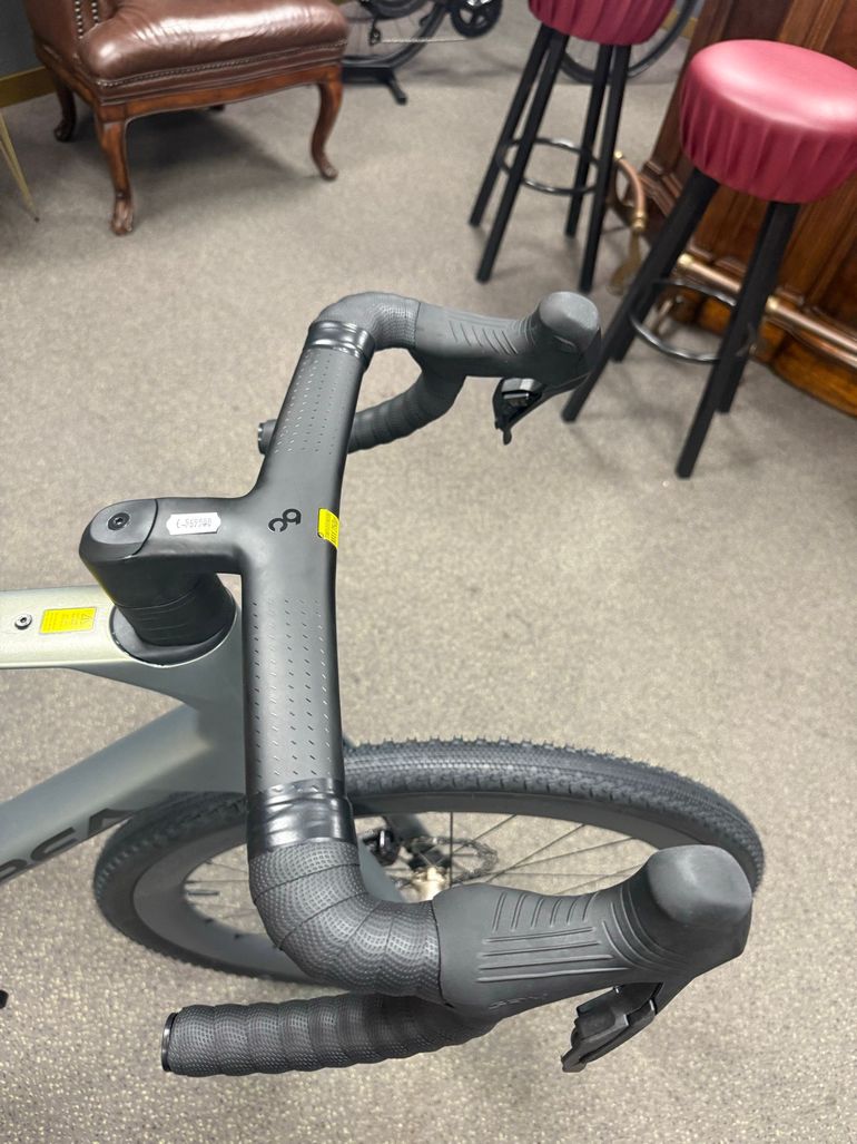 Used Orbea TERRA RACE M20iLTD 2026 2026 Road & Gravel, Green — image 4 of 4