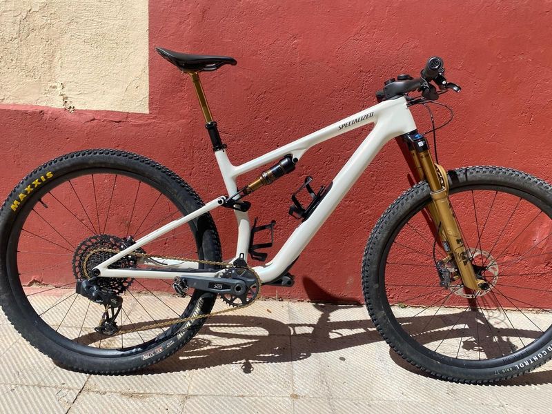 Tweedehands Specialized Epic 8 EVO Pro Frameset - FOX FLOAT Factory 2024 2024 MTB