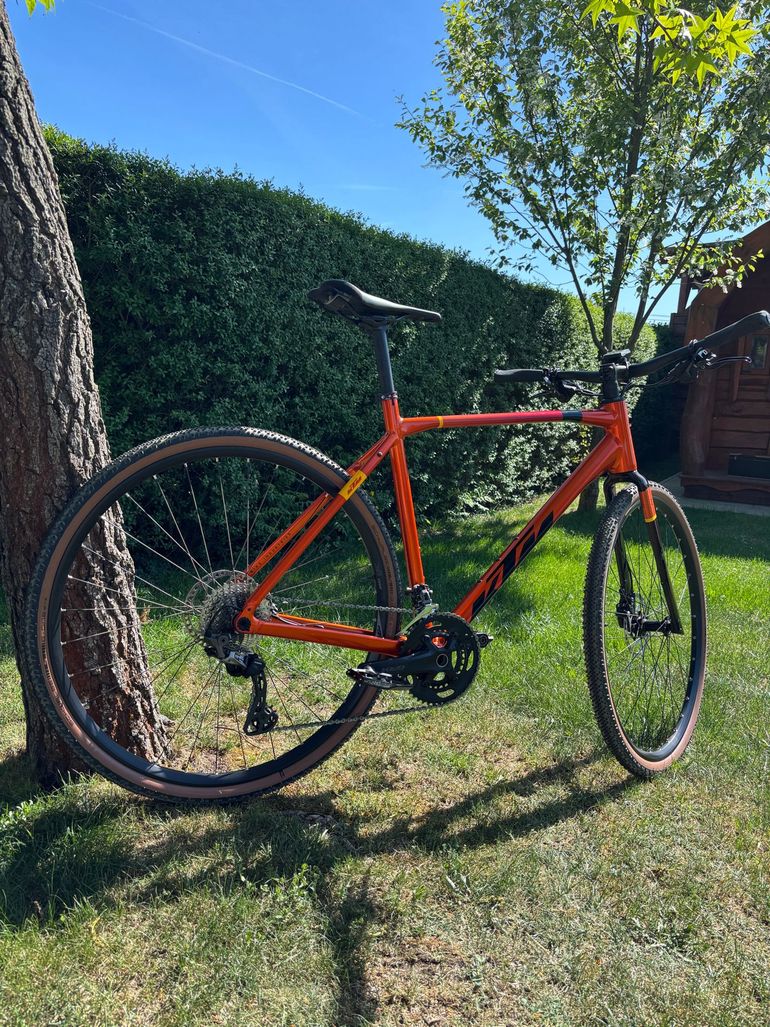 Used KTM X-STRADA 10 FIT 2025 2025 Road & Gravel, Orange — image 4 of 5