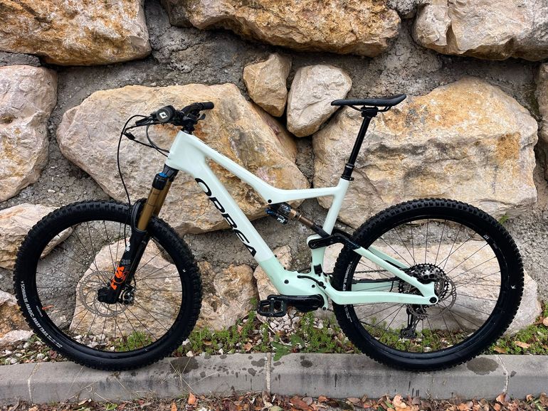 Used Orbea RISE M-TEAM 2022 2022 Mountainbike, Weiß, 29 — image 2 of 6