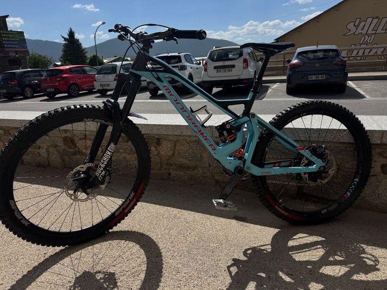 Used Mondraker Dune Carbon XR 2019 2019 Mountainbike, Blue, 27.5 — image 2 of 3