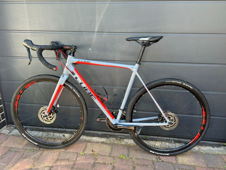 Used CUBE CROSS RACE Pro 2018 2018 Road & Gravel, Hellgrau — image 2 of 10