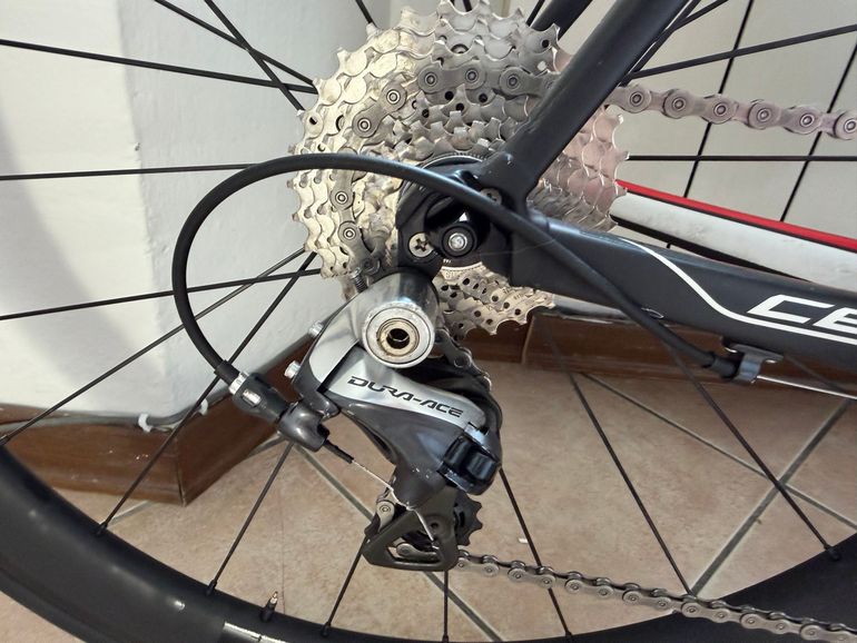 Used Colnago C60 Colnago C60 Custom Shimano Dura Ace 2018 Road & Gravel — image 6 of 10
