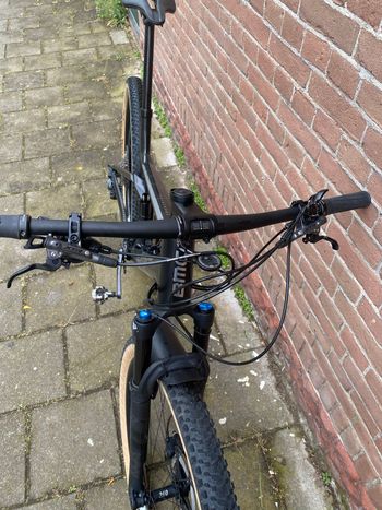 Used BMC Fourstroke 01 LT ONE 2021 2021 Mountainbike — image 7 of 17