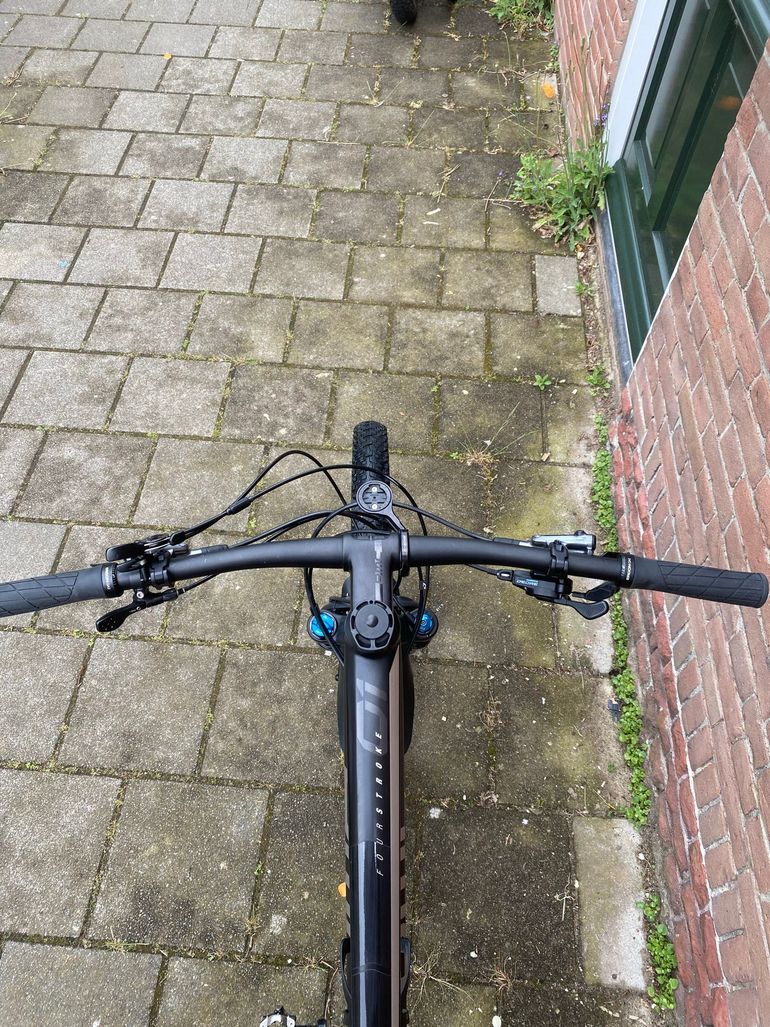 Used BMC Fourstroke 01 LT ONE 2021 2021 Mountainbike — image 12 of 17