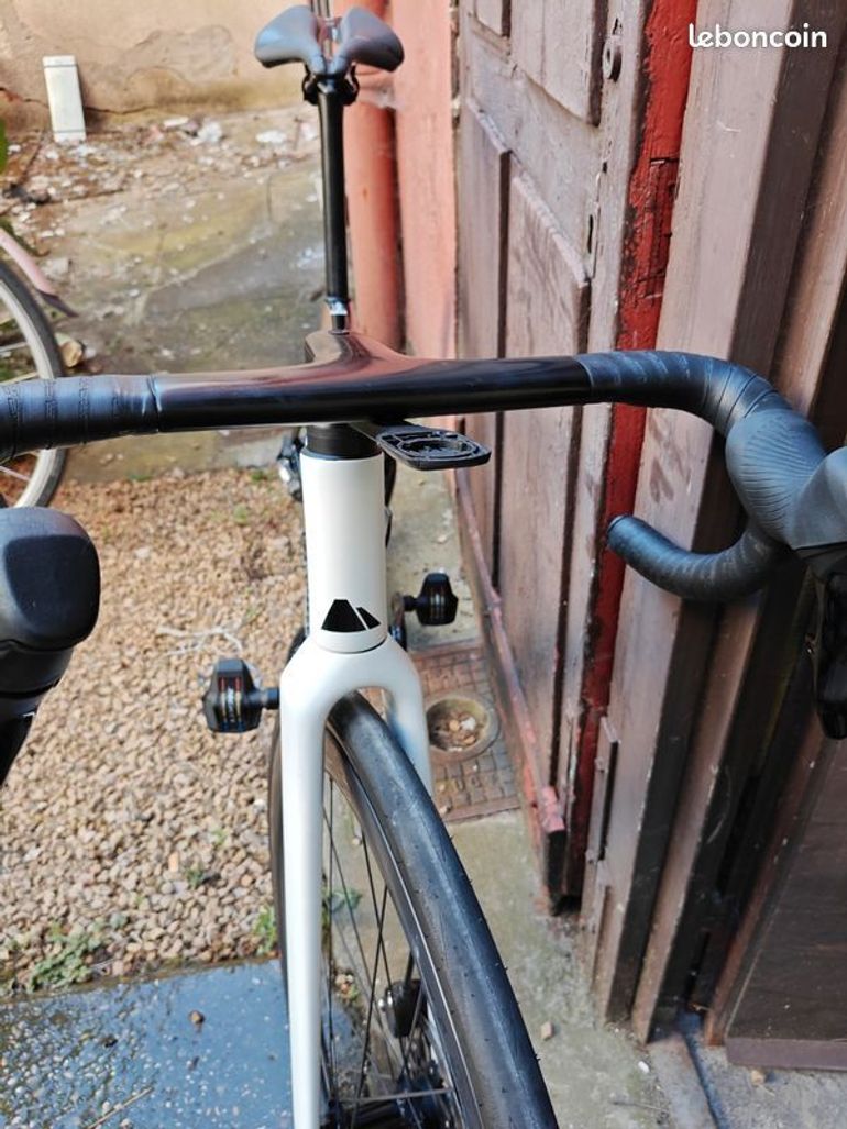 Used Canyon Ultimate CF SL 7 AXS 2023 2023 Road & Gravel, Black — image 5 of 5