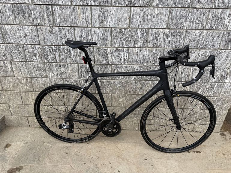 Used Scott Addict SRAM Red 2018 Road & Gravel — image 2 of 4