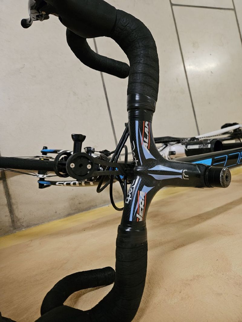 Used Scott Solace 20 disc 2017 2016 Road & Gravel, Black — image 4 of 5