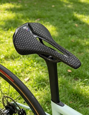 Used Specialized Tarmac SRAM Rival eTap AXS 2024 Road & Gravel, Green — image 3 of 7