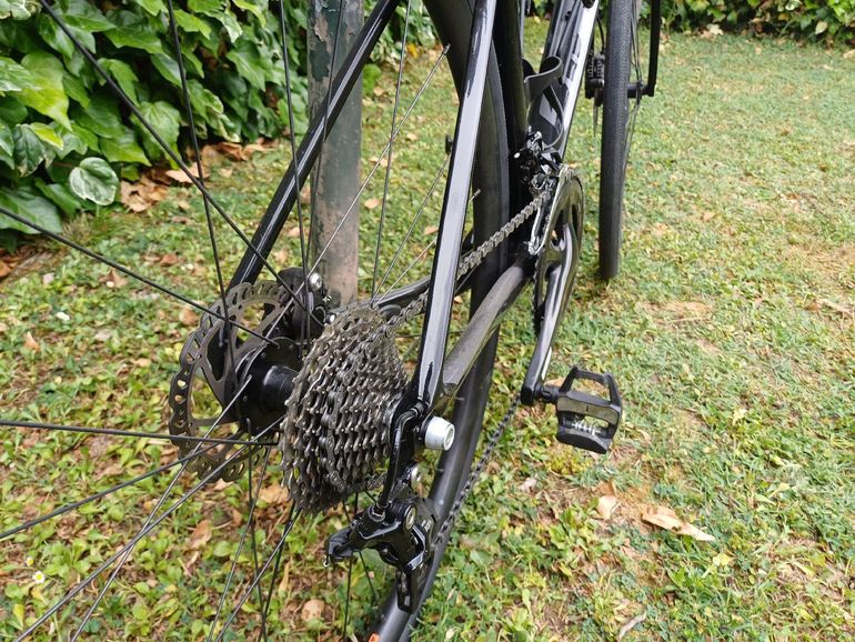 Used Giant Defy, Advanced 2 2021 2021 Road & Gravel — image 3 of 5