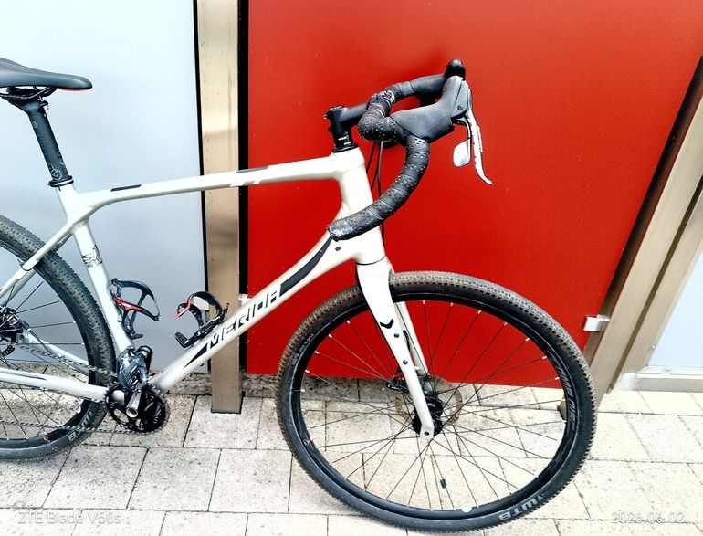 Used Merida SILEX 300 2020 2020 Road & Gravel, Light Gray — image 10 of 11