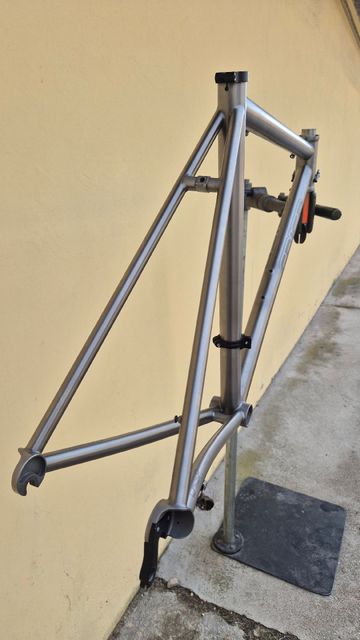 Used Crisp Custom Frameset 2009 Road & Gravel, Light Gray — image 4 of 6