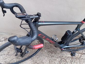 Used CUBE AGREE C:62 SLT 2021 2021 Road & Gravel, Blue — image 10 of 13