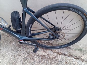 Used CUBE AGREE C:62 SLT 2021 2021 Road & Gravel, Blue — image 8 of 13
