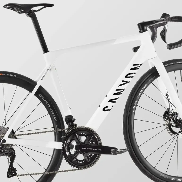 Used Canyon Ultimate CF SLX 9 Di2 2025 2025 Road & Gravel, White — image 2 of 5