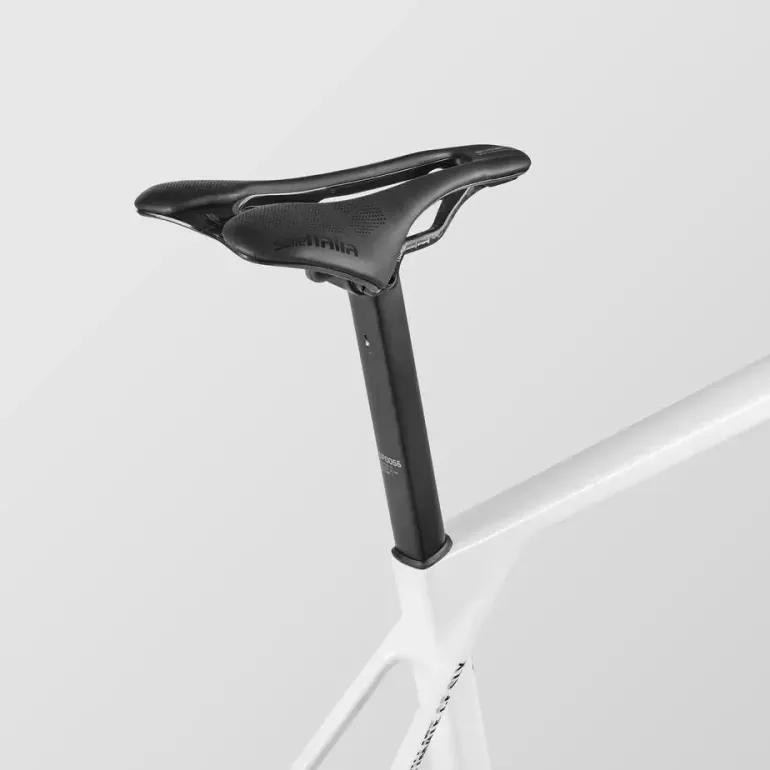 Used Canyon Ultimate CF SLX 9 Di2 2025 2025 Road & Gravel, White — image 3 of 5