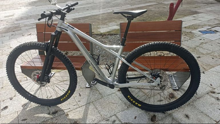 Used Orbea LAUFEY H10 2022 2022 Mountainbike, Light Gray, 29 — image 1 of 16