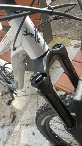 Used Orbea LAUFEY H10 2022 2022 Mountainbike, Light Gray, 29 — image 8 of 16