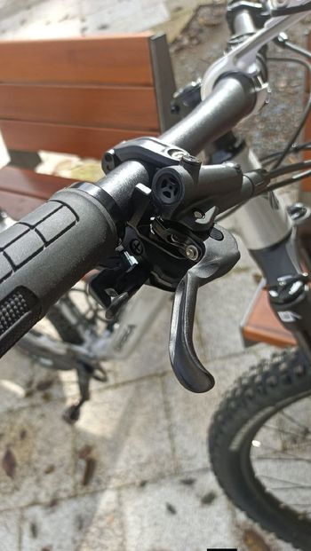 Used Orbea LAUFEY H10 2022 2022 Mountainbike, Light Gray, 29 — image 9 of 16