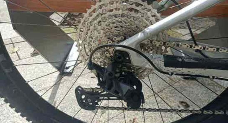 Used Orbea LAUFEY H10 2022 2022 Mountainbike, Hellgrau, 29 — image 7 of 9