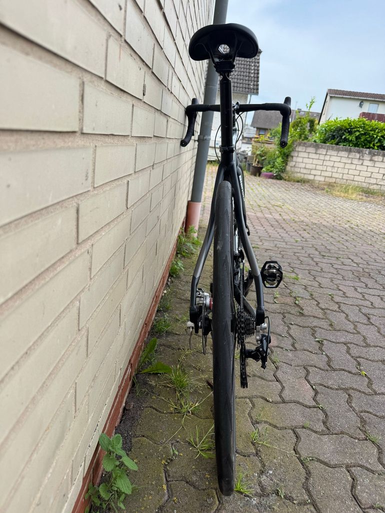 Used Bianchi Impulso 105 Disc Compact 2015 2015 Road & Gravel, Black — image 5 of 5