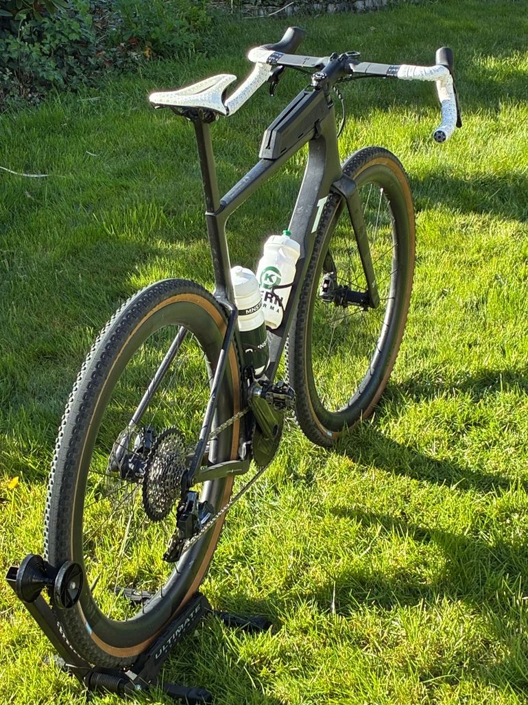 Used 3T SRAM Force eTap AXS 2023 Road & Gravel, Black — image 3 of 9